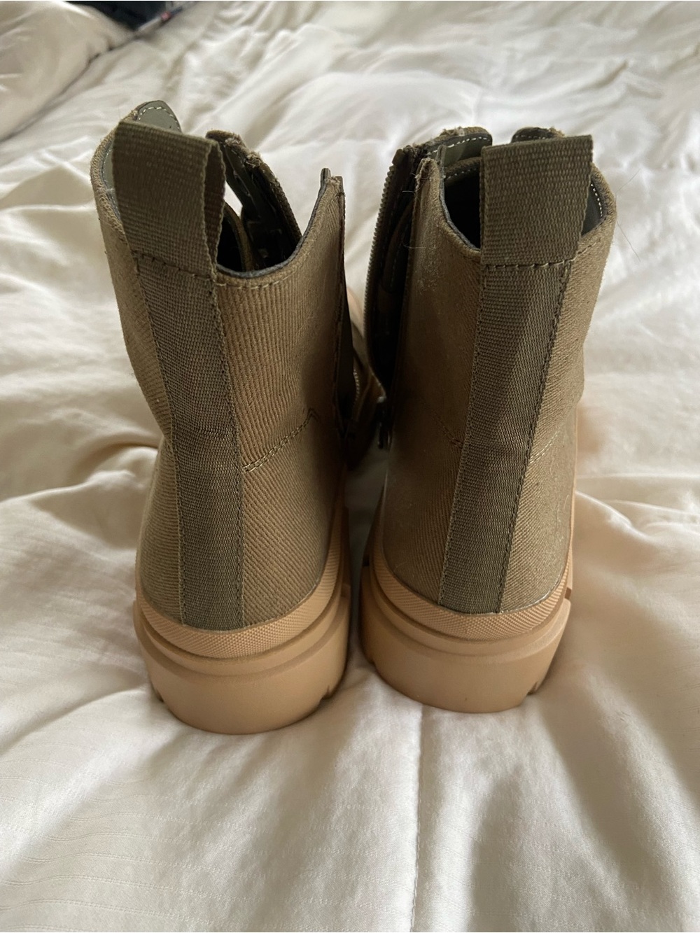 Chunky Lug Sole Combat Boots - Olive and Tan - Picture 6 of 6